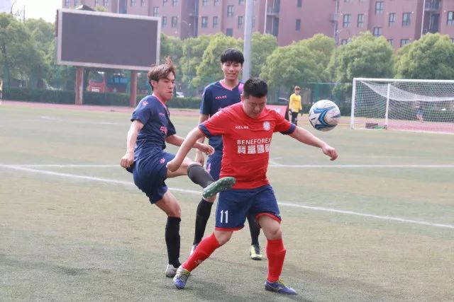 巴萨今日正式报价小蜘蛛，阿尔瓦雷斯离队意向明确！